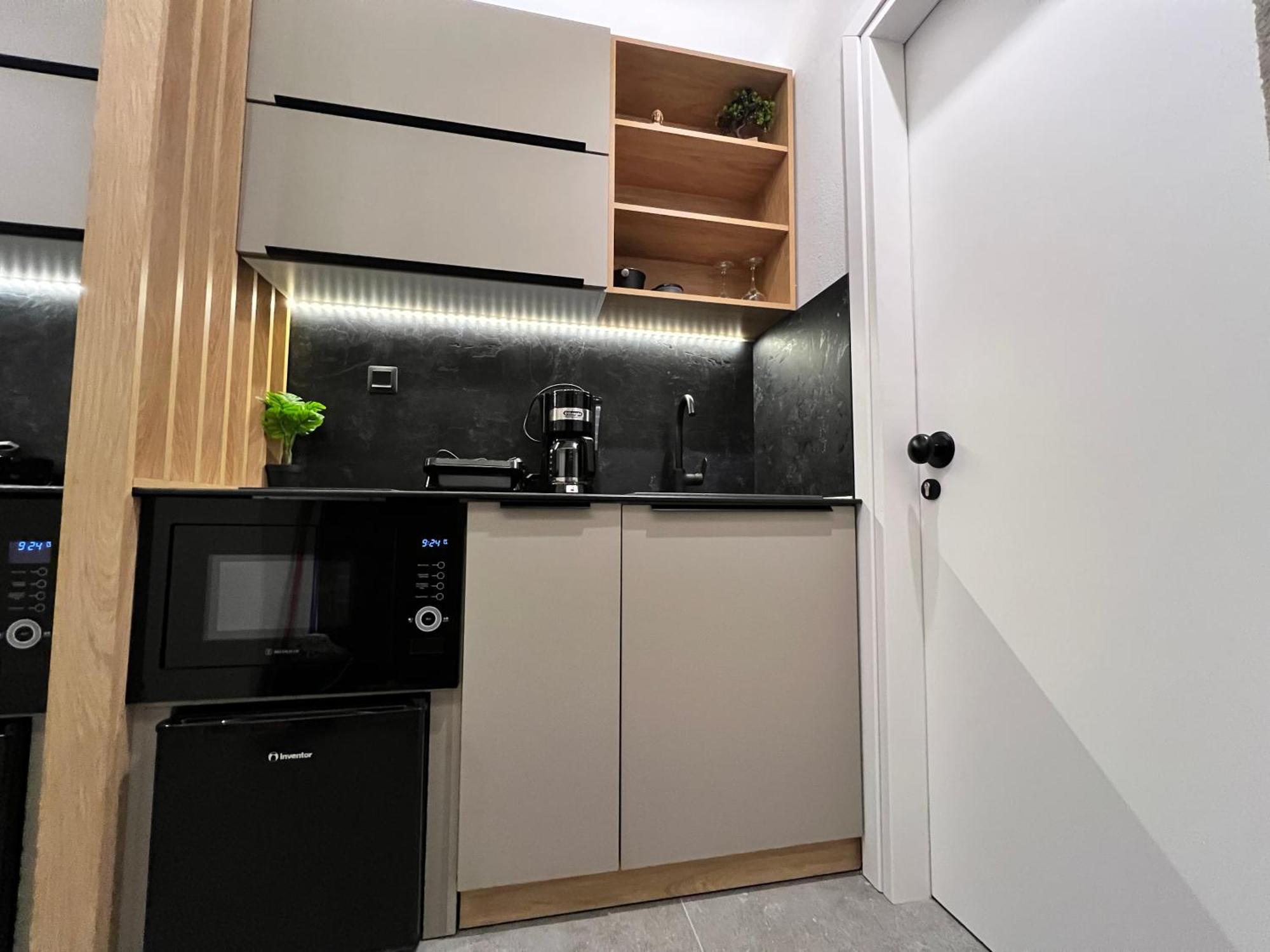 Suite Rooms - Fine Living Vevi エクステリア 写真